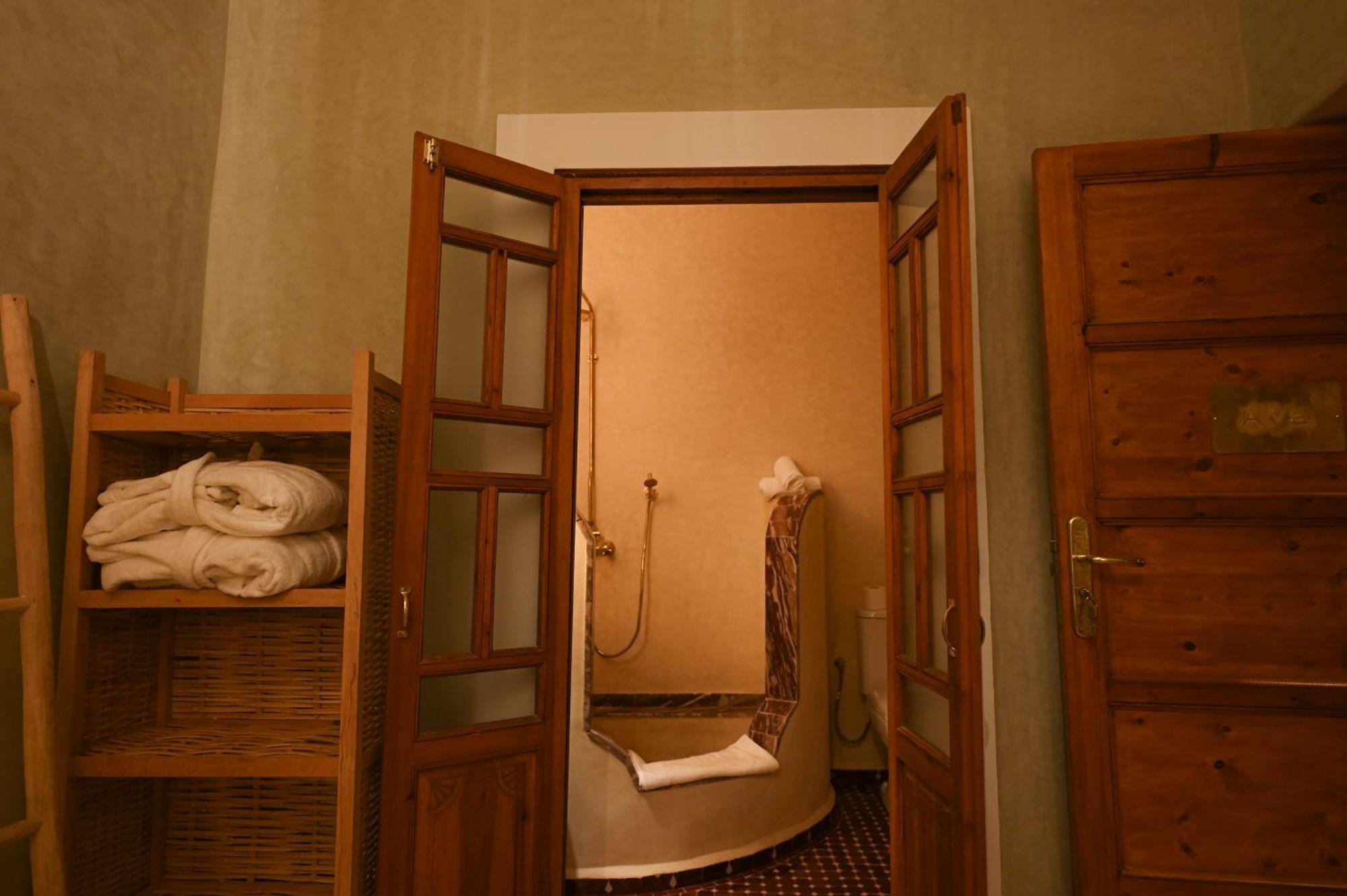 Riad Chez Henriette Маракеш Екстериор снимка