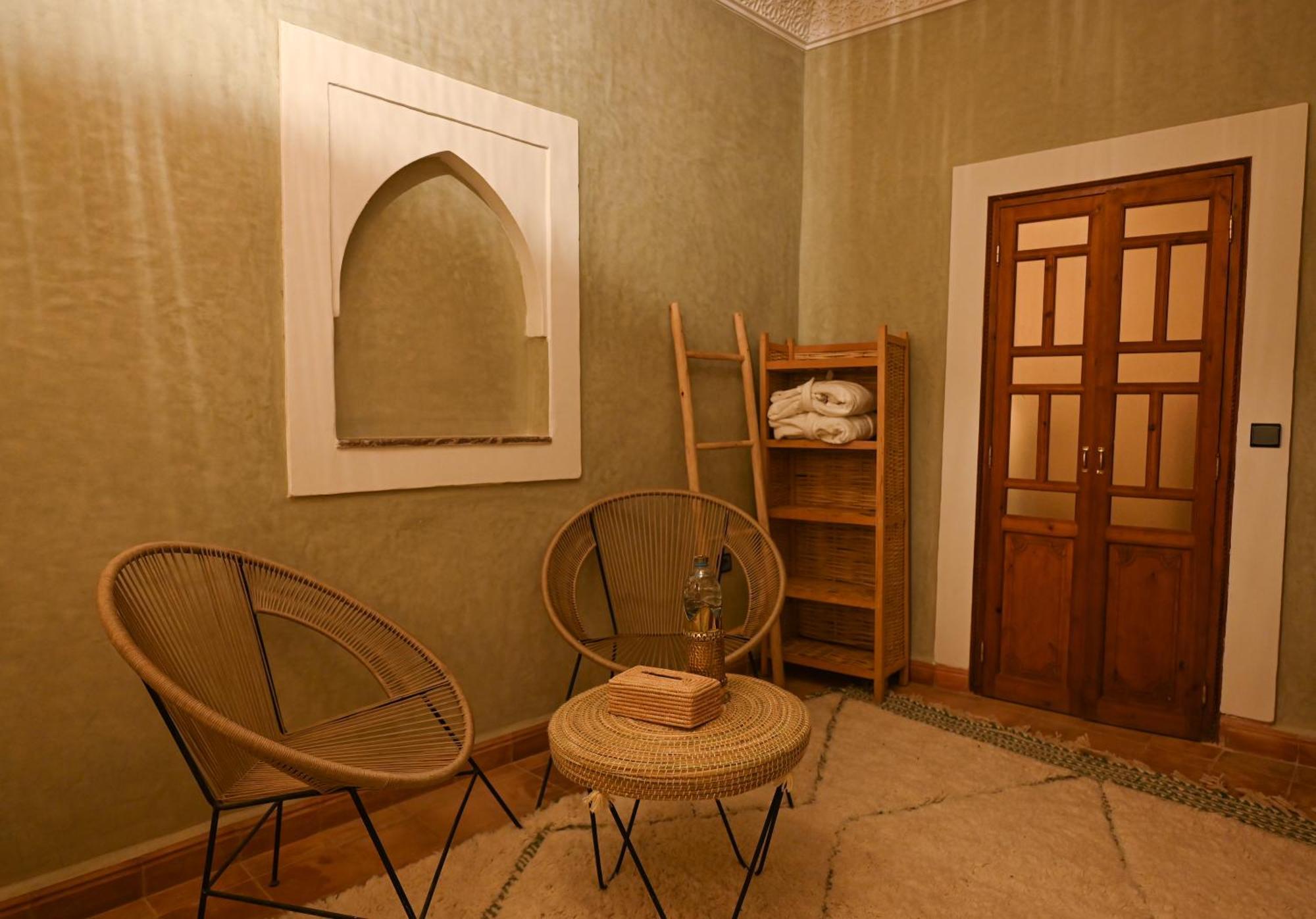 Riad Chez Henriette Маракеш Екстериор снимка