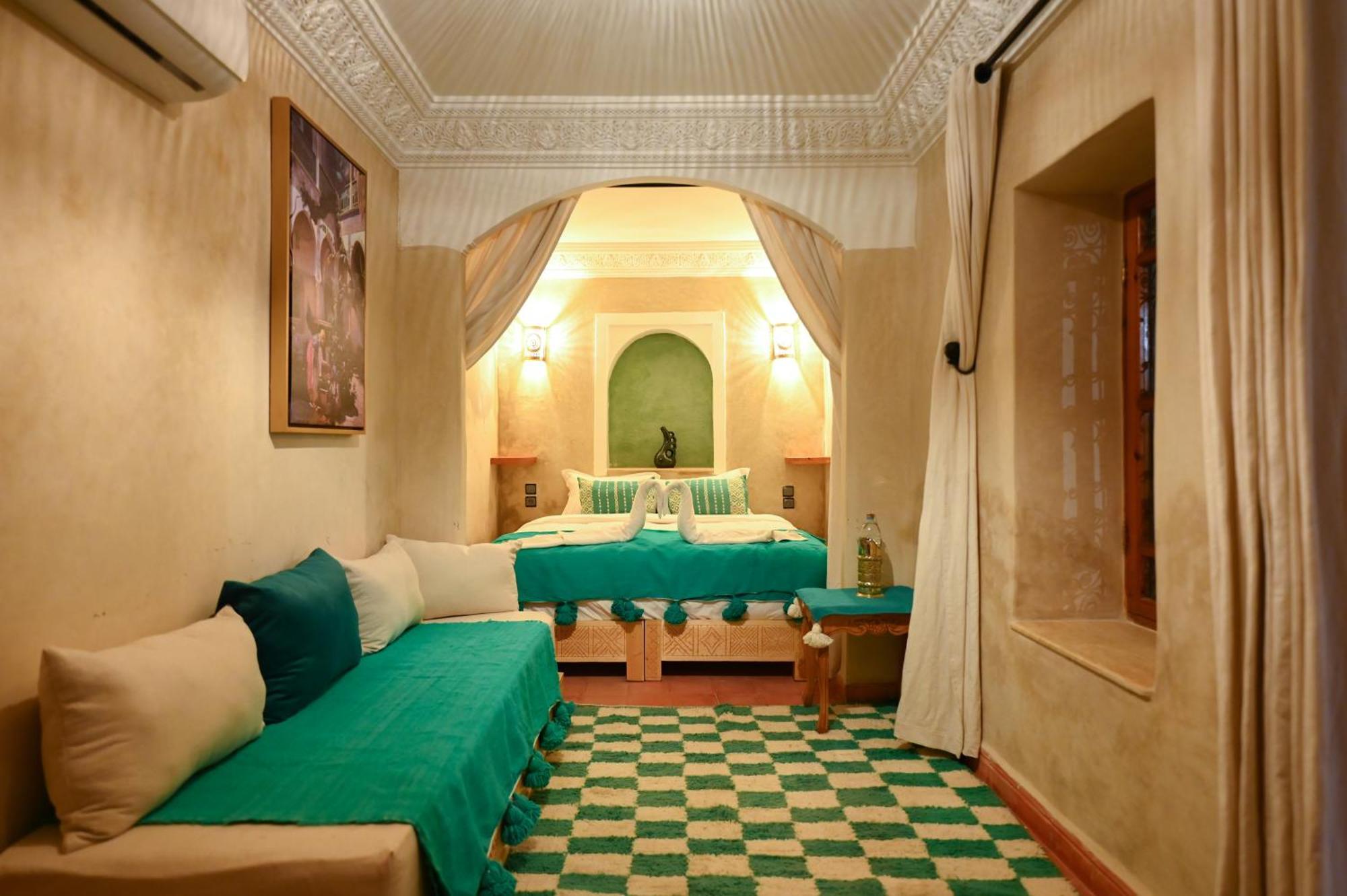 Riad Chez Henriette Маракеш Екстериор снимка